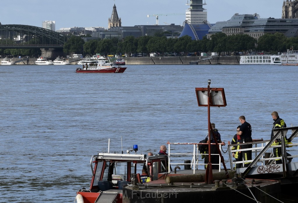 Schiff 1 Koeln in Hoehe der Koelner Zoobruecke P171.JPG - Miklos Laubert